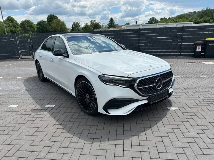 Mercedes-Benz E 220
