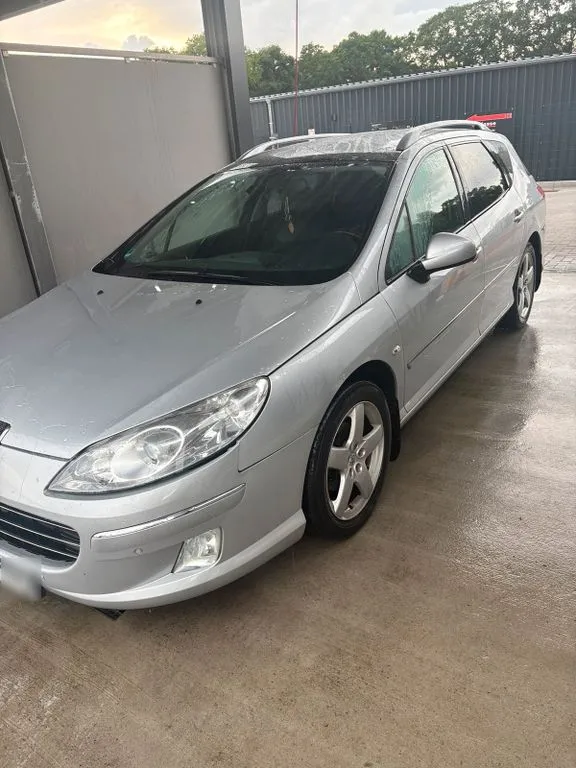 Peugeot 407
