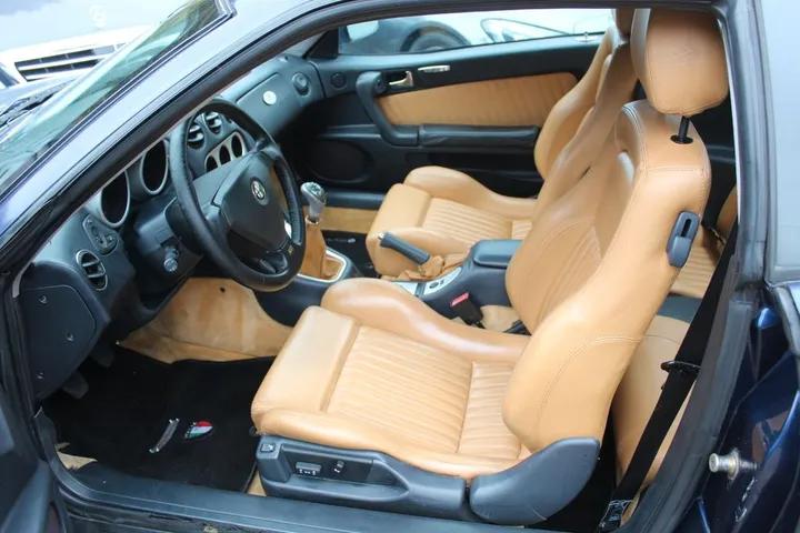 Alfa Romeo GTV
