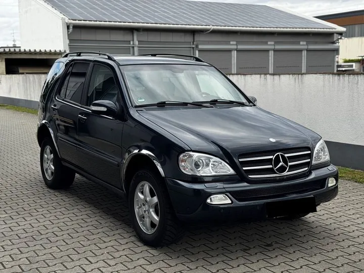 Mercedes-Benz ML 500
