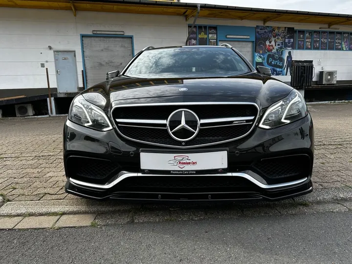 Mercedes-Benz E 63 AMG