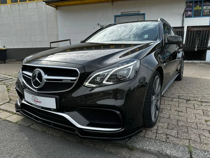 Mercedes-Benz E 63 AMG