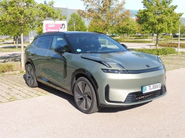Lynk&Co 08