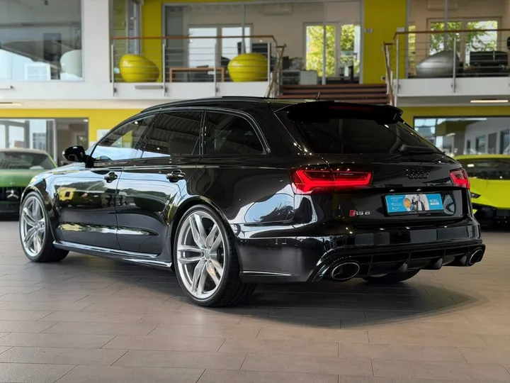 Audi RS6