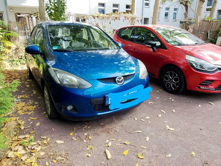Mazda 2