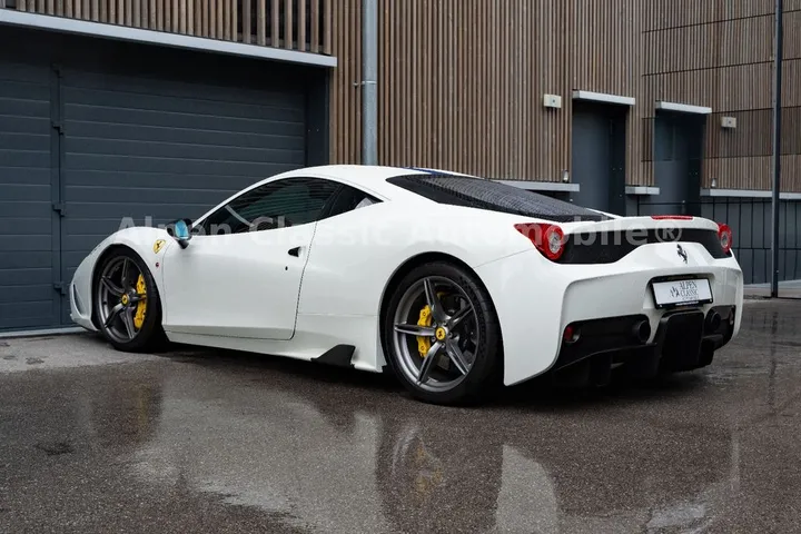 Ferrari 458