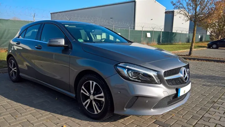 Mercedes-Benz A 180