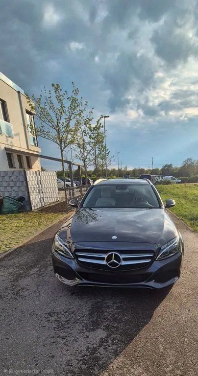 Mercedes-Benz C 220