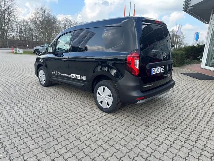 Nissan Townstar