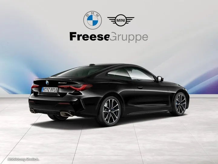 BMW M440