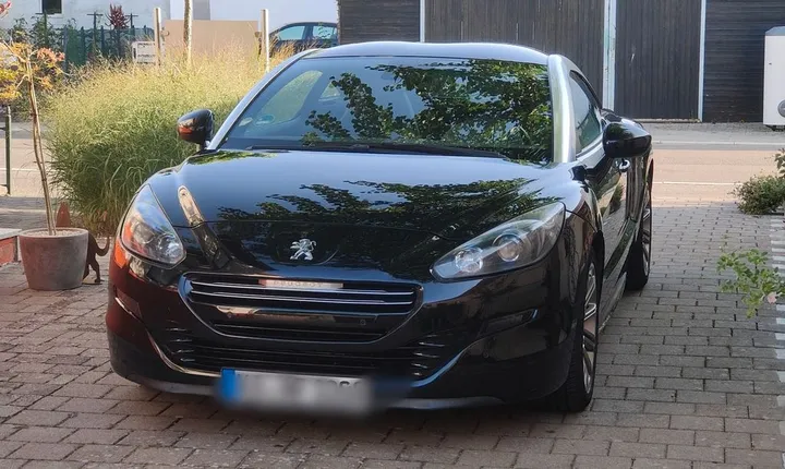 Peugeot RCZ