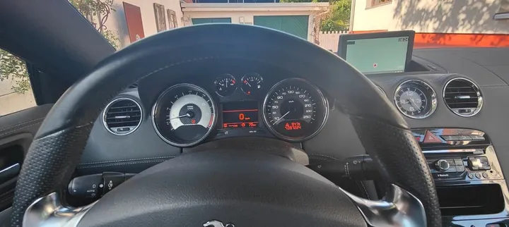 Peugeot RCZ