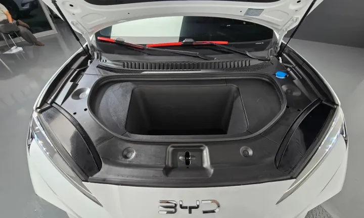 BYD Sealion 7