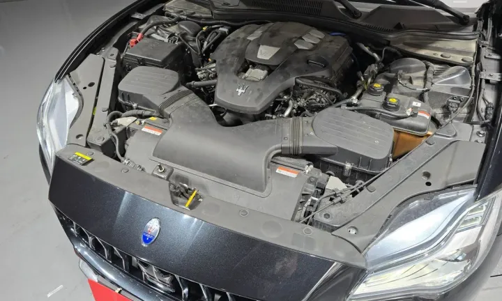 Maserati Quattroporte