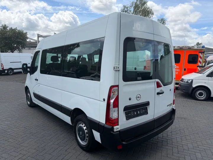 Opel Movano