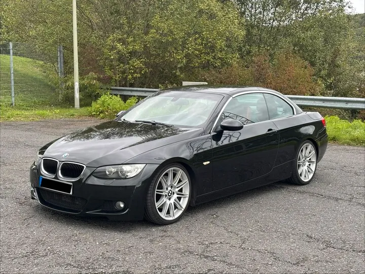 BMW 325