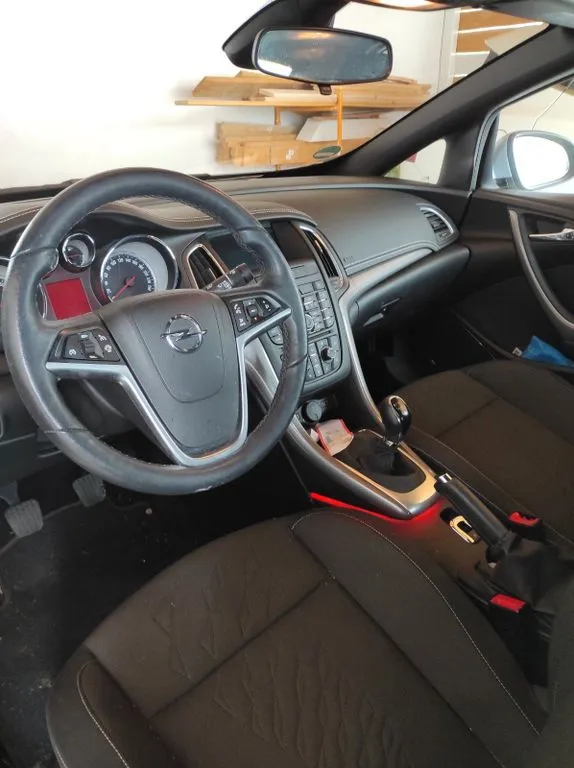 Opel Cascada