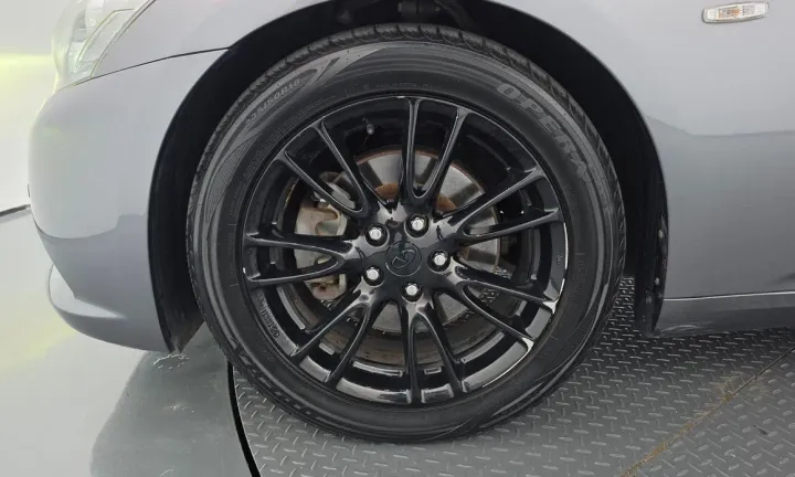 Infiniti G