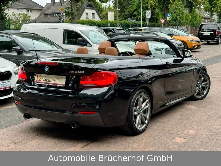 BMW M240i