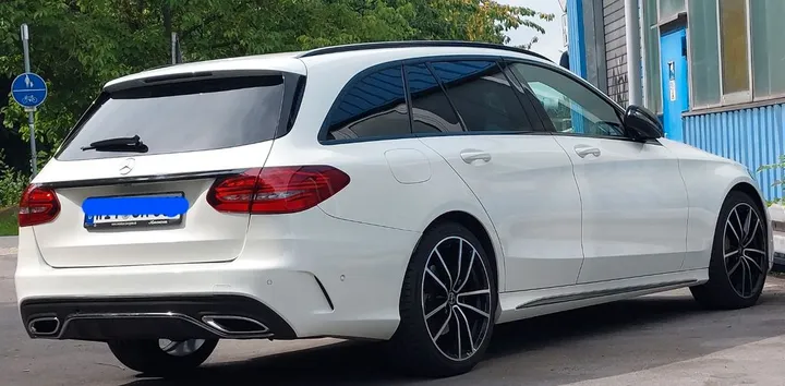 Mercedes-Benz C 200