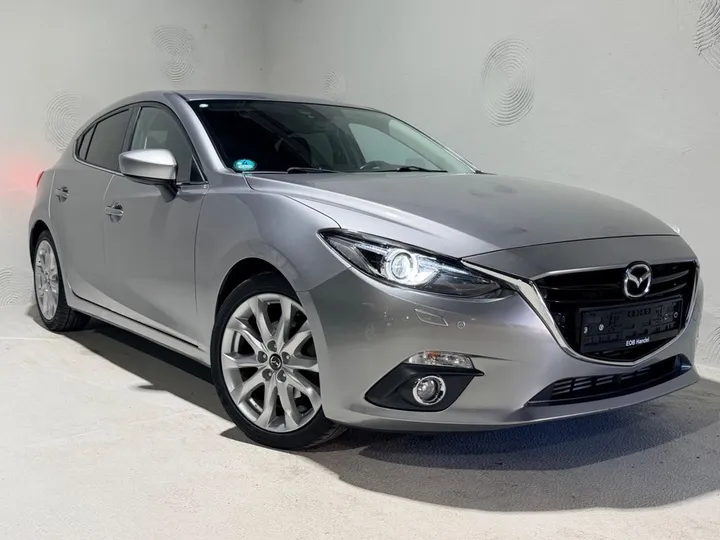 Mazda 3