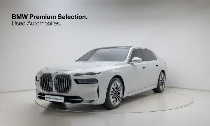 BMW 7-Series