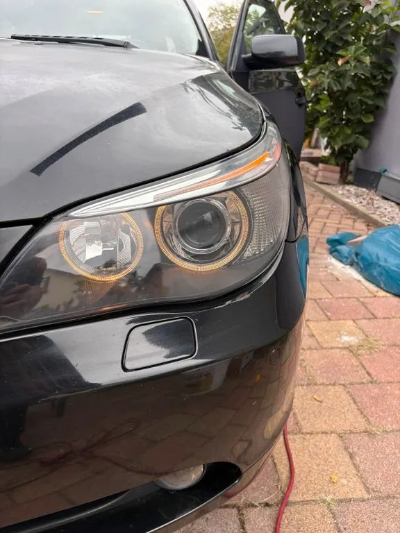 BMW 523