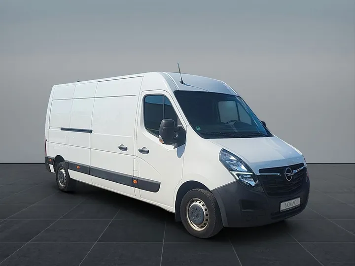 Opel Movano