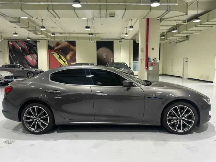 Maserati Ghibli
