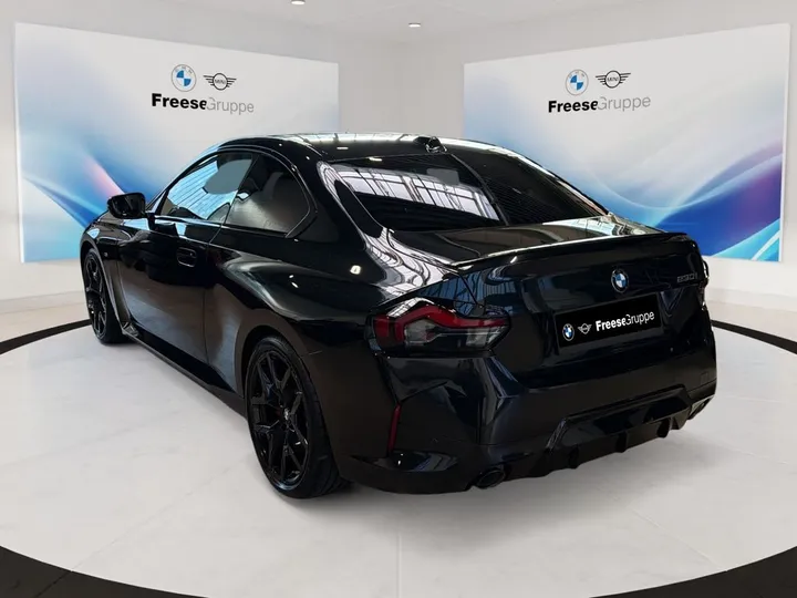 BMW 230