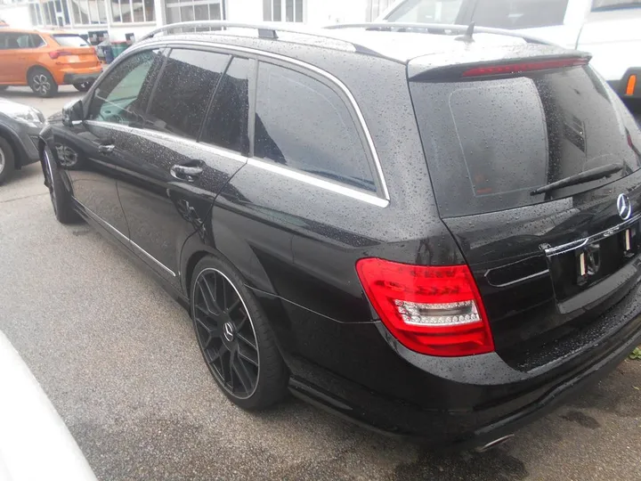 Mercedes-Benz C 350