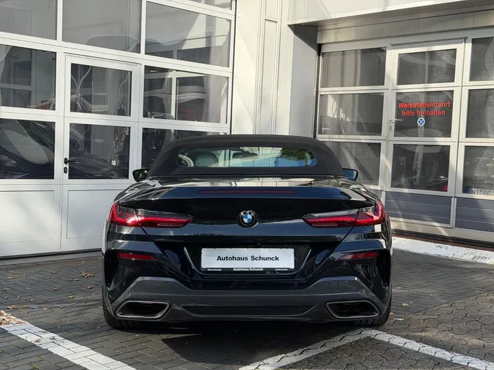BMW M850
