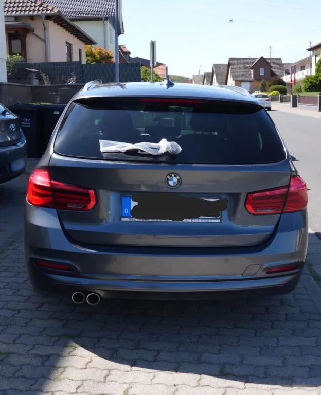 BMW 320