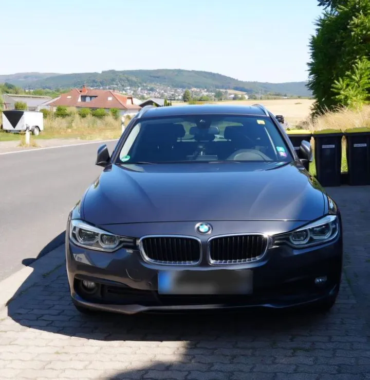 BMW 320