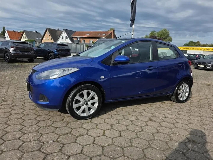 Mazda 2