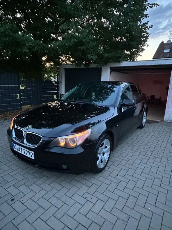 BMW 530