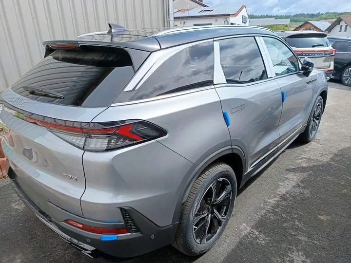 BAIC Beijing X75