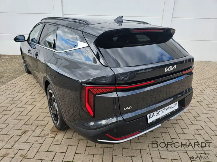 Kia K4