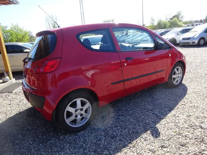 Mitsubishi Colt