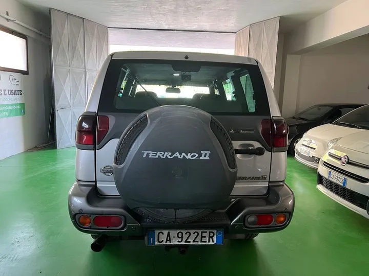 Nissan Terrano