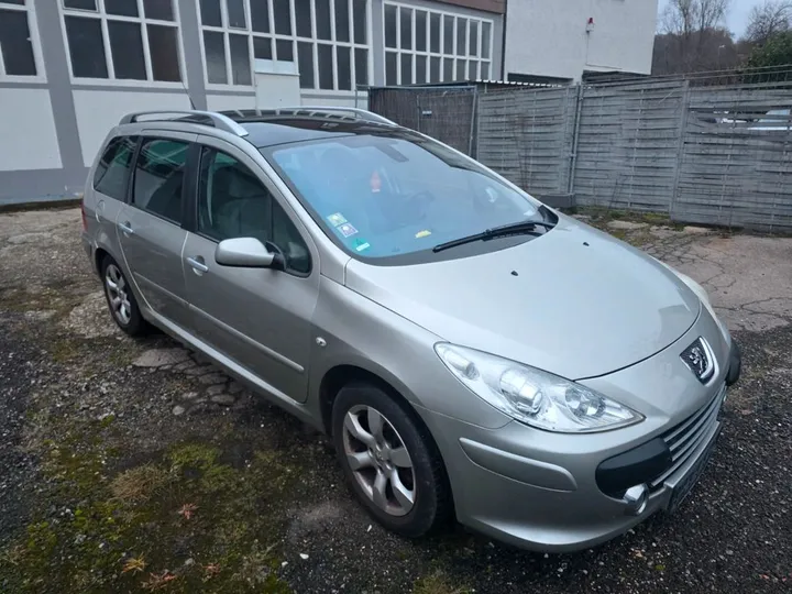 Peugeot 307