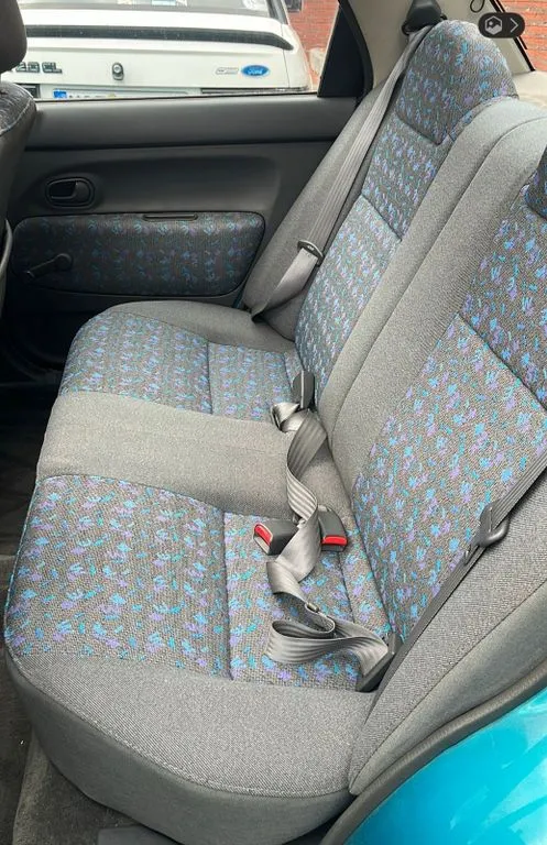 Mazda 121