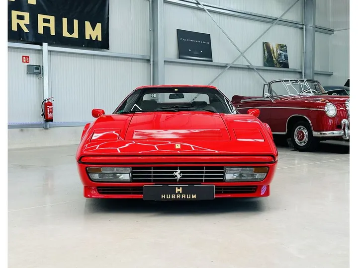 Ferrari 328