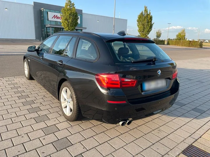 BMW 525