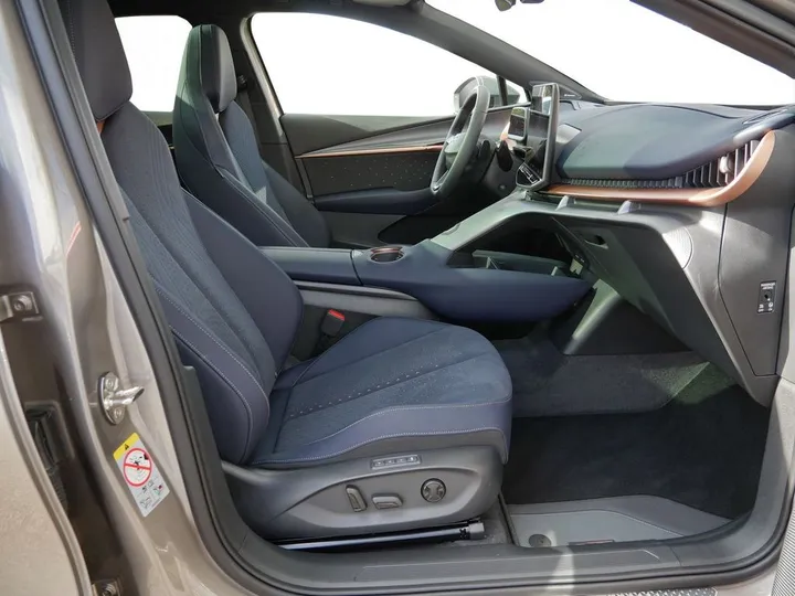 Cupra Tavascan