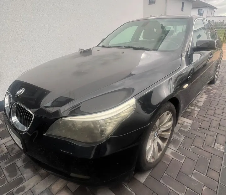 BMW 525