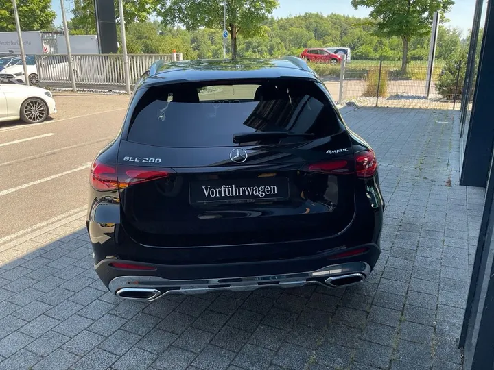 Mercedes-Benz GLC 200