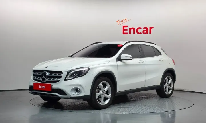 Mercedes-Benz GLA-Class