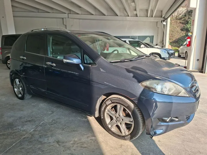 Honda FR-V