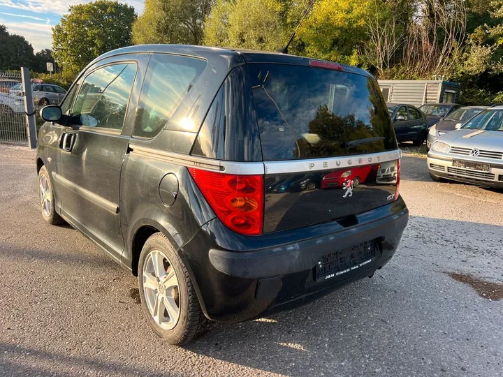 Peugeot 1007